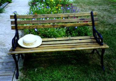 "Some people glanced her way as they passed the bench on which she was sitting.  They never, however, gave her a thought." Photo courtesy of http://l.navarro.tripod.com/jlnavarro/