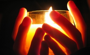 fingers candle_